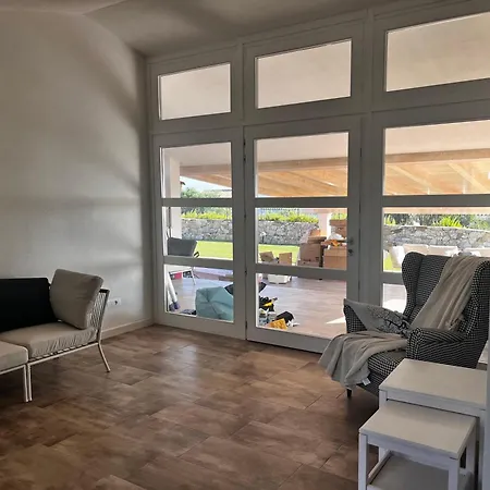 Mbita Sardegna 山林小屋 Brunella