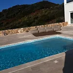 بيت خشبي Mbita Sardegna